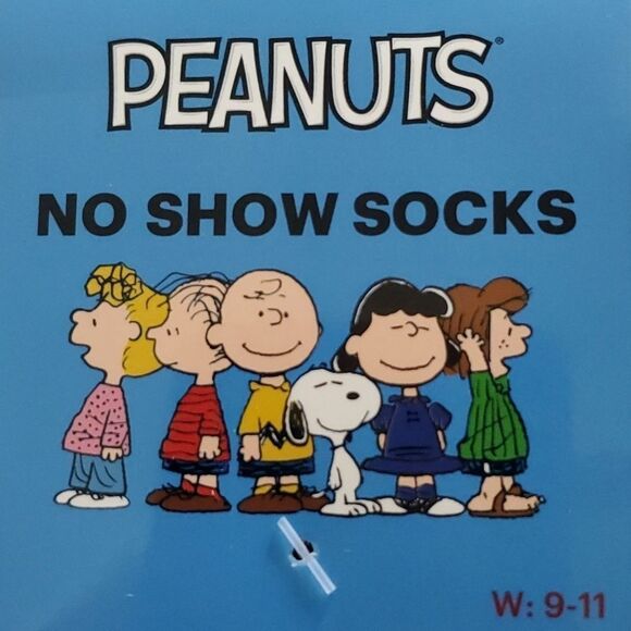 💥5/$25 DEAL! | Peanuts No Show Socks - Picture 2 of 4